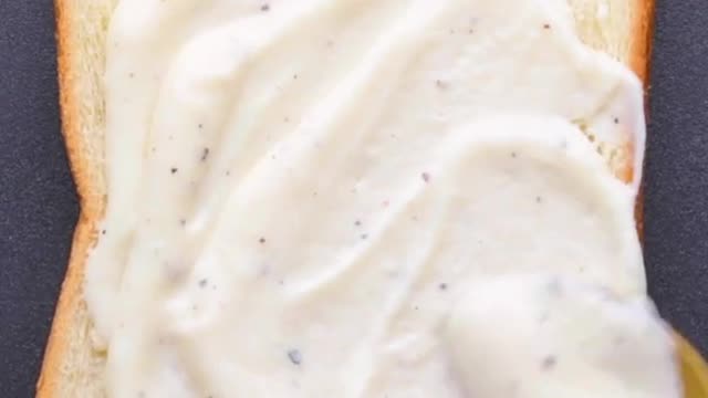 There's no such thing as too much cheese 🧀 #meltedcheese