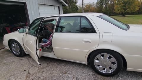 TEST DRIVING THE 2000 CADILLAC DTS