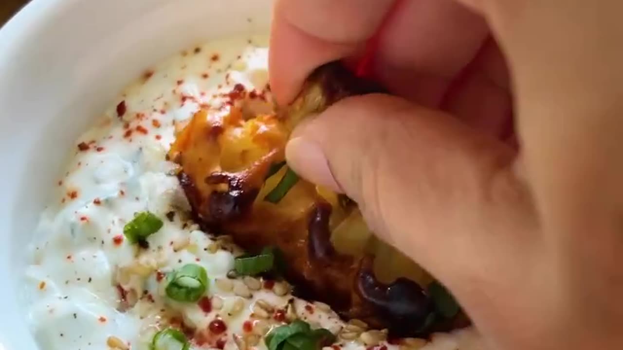 KOREAN STYLE CAULIFLOWER WINGS