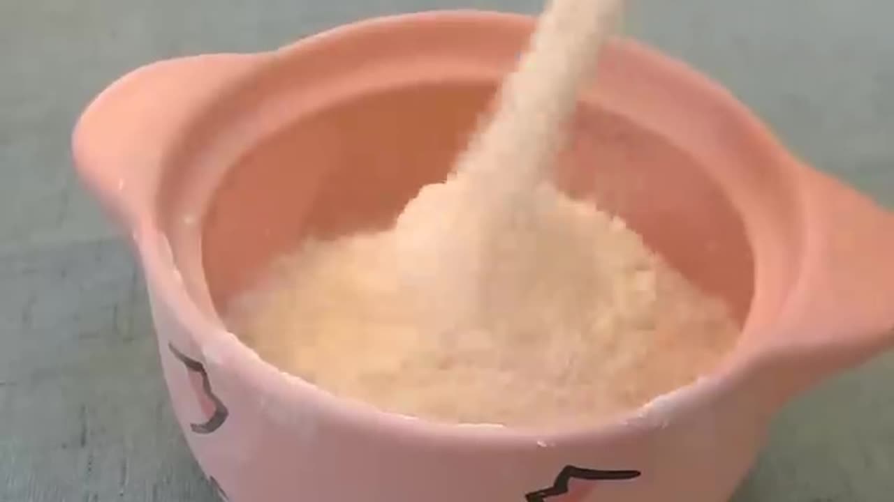 cute cats homemade milk buns, want to eat a bite?