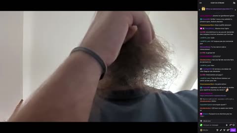 2023-07-03 (1bis.1) - Test du four micro-onde - Twitch Meutemediatique (version avec chat)