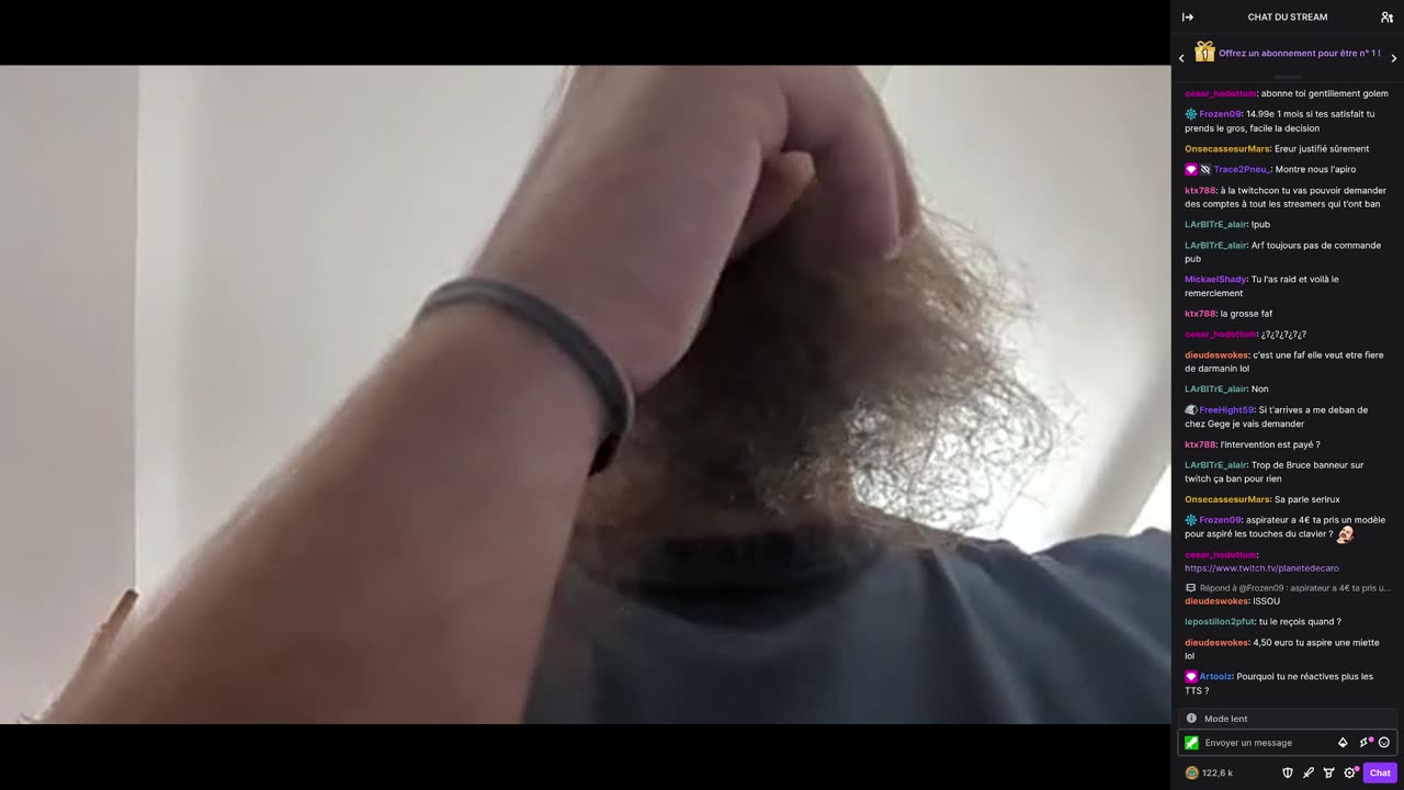 2023-07-03 (1bis.1) - Test du four micro-onde - Twitch Meutemediatique (version avec chat)