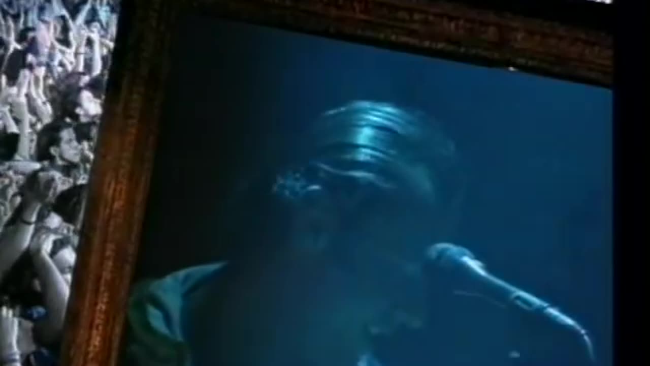 Luca Carboni - Mare mare (Live) (480p_25fps_H264-128kbit_AAC)