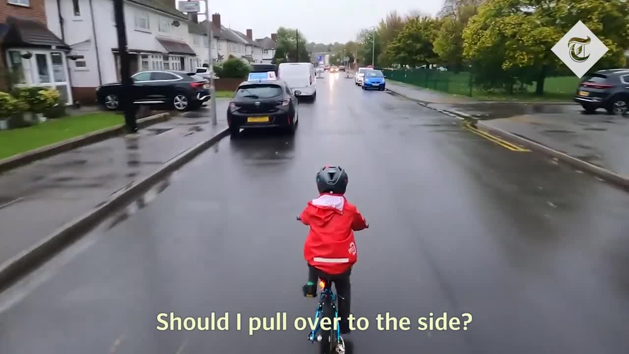 Controversial bike cam shows driver 'squeezing' past five-year-old cyclist