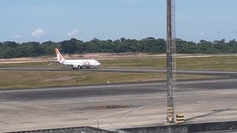 Airbus A320 PR-MYZ pousa em Manaus vindo de Brasília