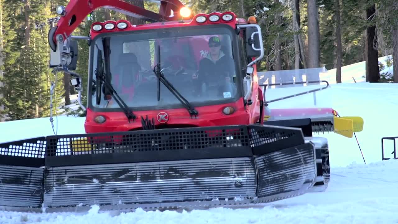 Perfect Groomers, A Day In The Life Of A Snowcat Operator