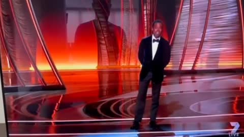 Will Smith smacks Chris Rock