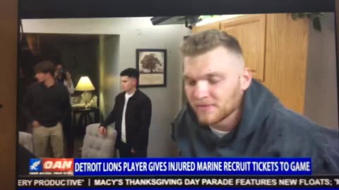 Detroit Lions Adon Hutchinson gives FREE Bears game tickets to injured USMC,