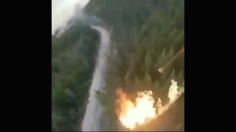 elicottero criminale incendia boschi ..