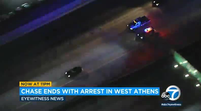 Police Pursuit in Los Angeles Ends with Suspect Giving Up