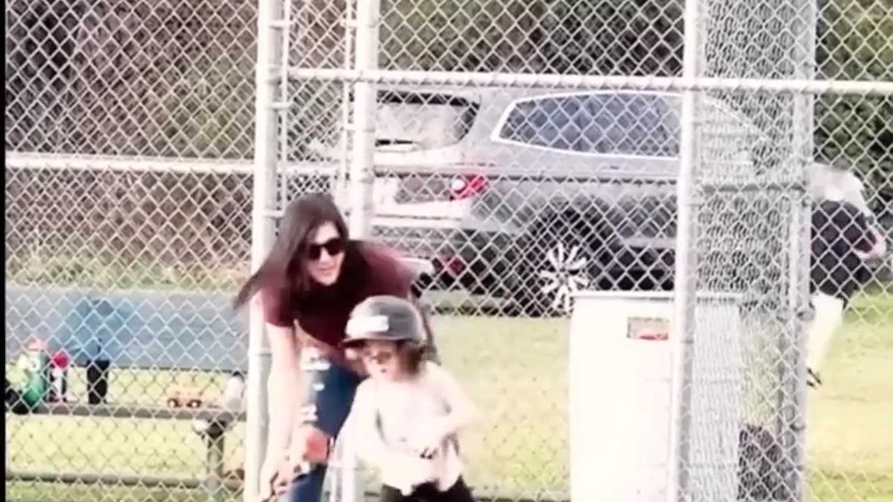 Hilarious scooter fail