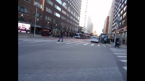 2019 1212 248 pm NYPD 7667 suspicious movements as I approach also Mount Sinai 1725