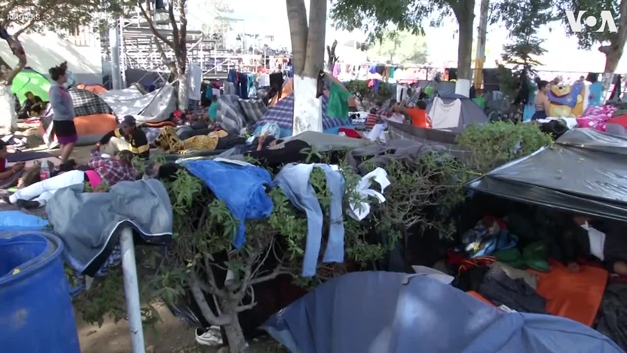 Tijuana shelter struggles to accomodate more migrants