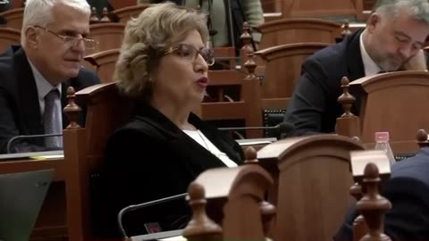 Balluku për korrupsion injoron banorët e Roskovecit, miratoi në fshehtësi...