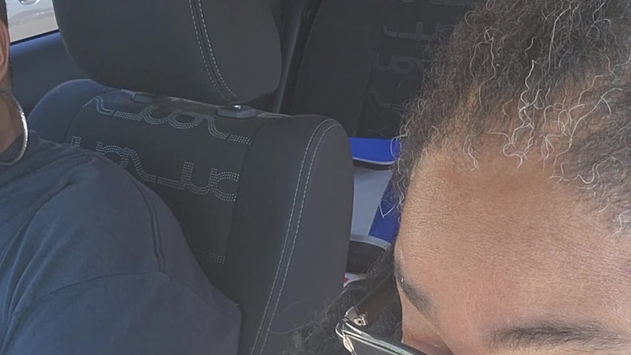 This married couple never argues #jokeoftgeday