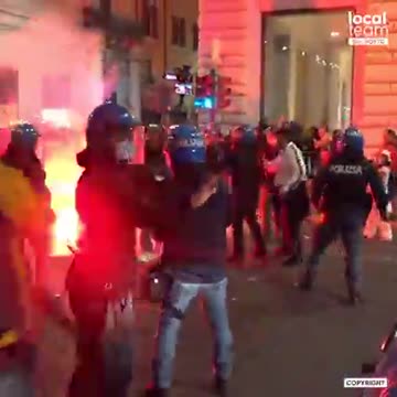 Roma Italia No GREN PASS 9-oct-2021 provocazioni