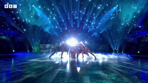 Hamza Yassin & Jowita Przystał Samba to They Live In You from The Lion King ✨ BBC Strictly 2022