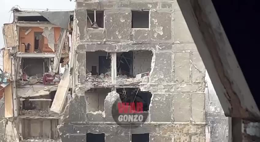 DPR special forces clear Mariupol from Azov snipers