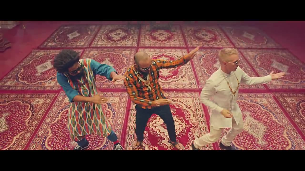 Major Lazer & DJ Snake - Lean On (feat. MØ) (Official Music Video)