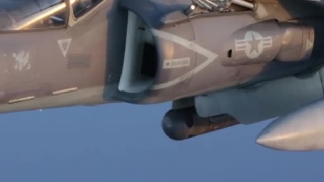 AV-8B Harrier Re-Fuel