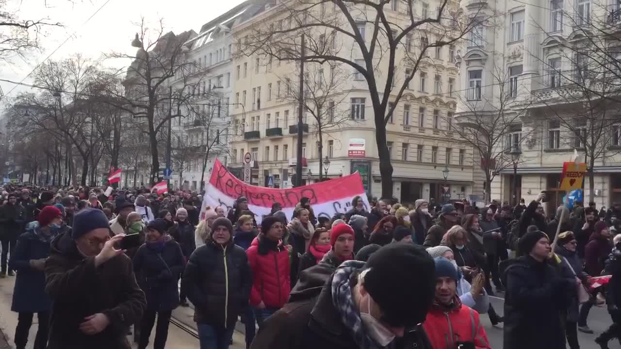 Proteste in Austria contro il Lockdown.