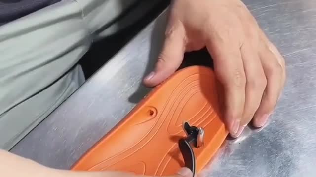 How Flip-Flop Thongs are made!