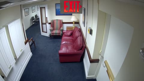 0449USCH04H405Lobby_2021-01-05_05h46min59s727ms.mp4