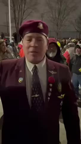 STOLEN VALOUR CANADA.POLICE WHO BROKEN THE ROAD.