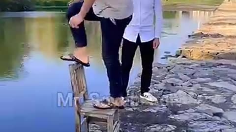 I will not laugh or cry at them / এদের দেখে হাসবো না কাঁদবো
