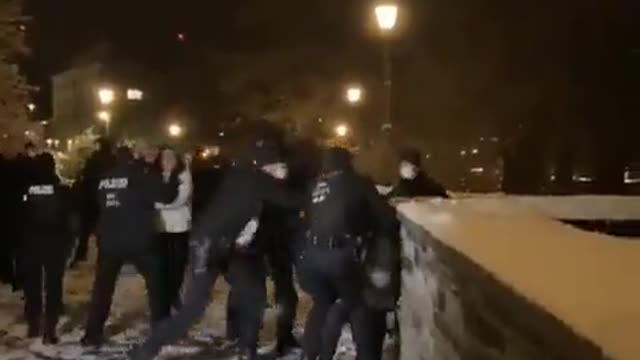 Germany: Enforcing Nationwide Lockdown for Unvaccinated