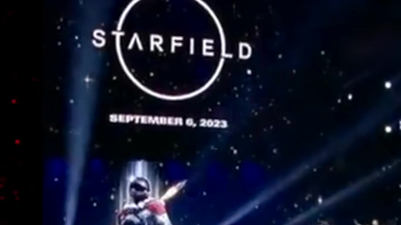 A Fan Stormed The stage at Gamescom to ask for GTA VI.