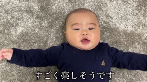 【[Super cute] A 5-month-old baby suddenly started boo-booing