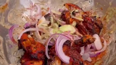Tasty Food Shorts 110 #food #bitesizebliss #culinaryjourney #tastybites #foodie #streetfood #chicken