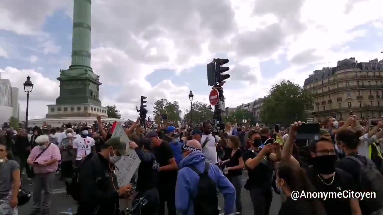 French vaccine passport protests