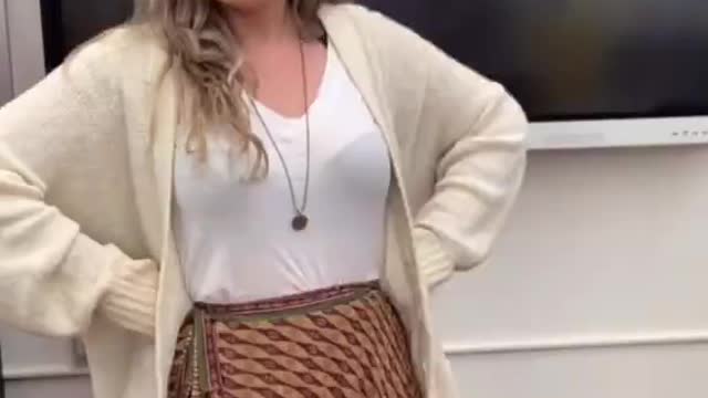 Teacher Tries to Slam Republicans For “History.” Forgets Who Is Tearing Down Statues