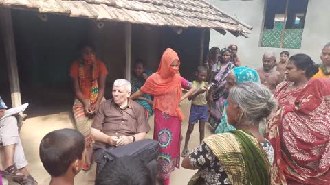 Relieving the poor | Corona to help in the situation | Stay by people's side