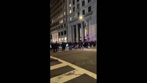 🚨WATCH: California cops will keep San Francisco clean for President Xi