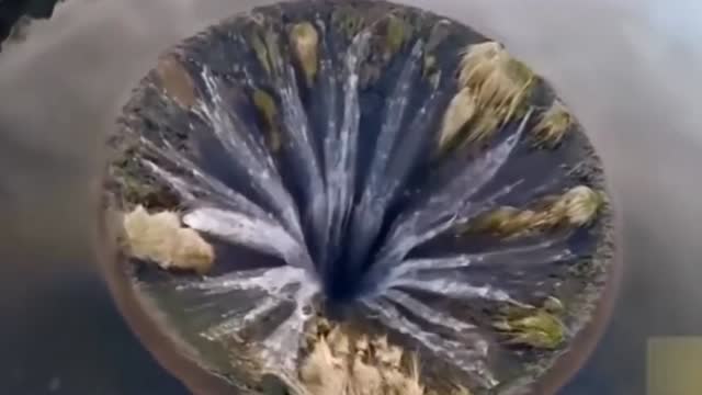 AMAZING SINKHOLE IN THE MIDDLE OF THE RIVER