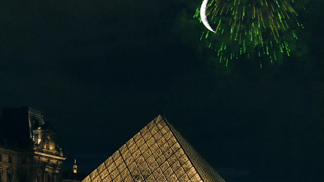 Louvre Pyramid