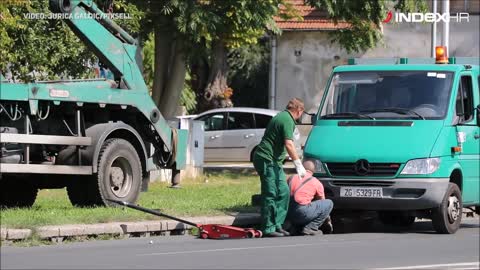 Sudarila se dva kamiona u Zagrebu, ozlijeđena jedna osoba