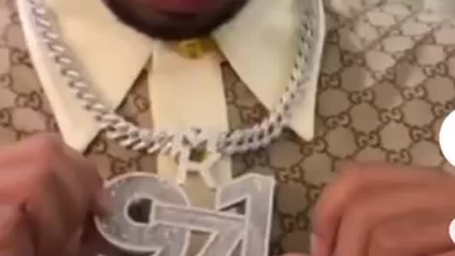 Dubai’s richest kid with new diamonds chain