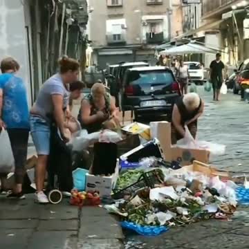 ΑΥΤΑ ΓΙΝΟΝΤΑΙ ΣΤΗΝ ΙΤΑΛΙΑ.