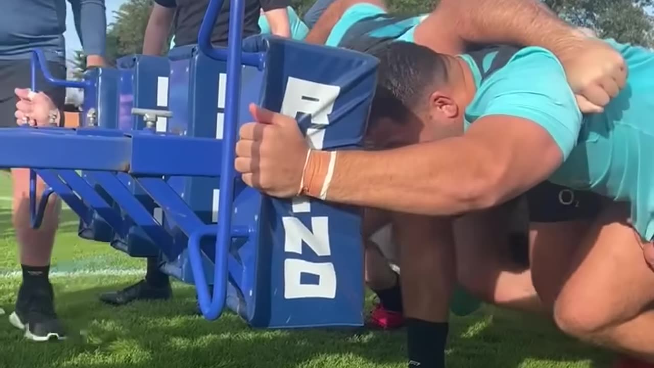 900kg England rugby scrum close up