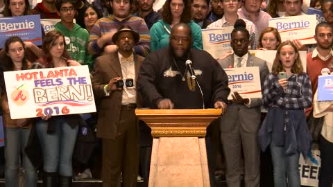 Killer Mike introduces Bernie Sanders