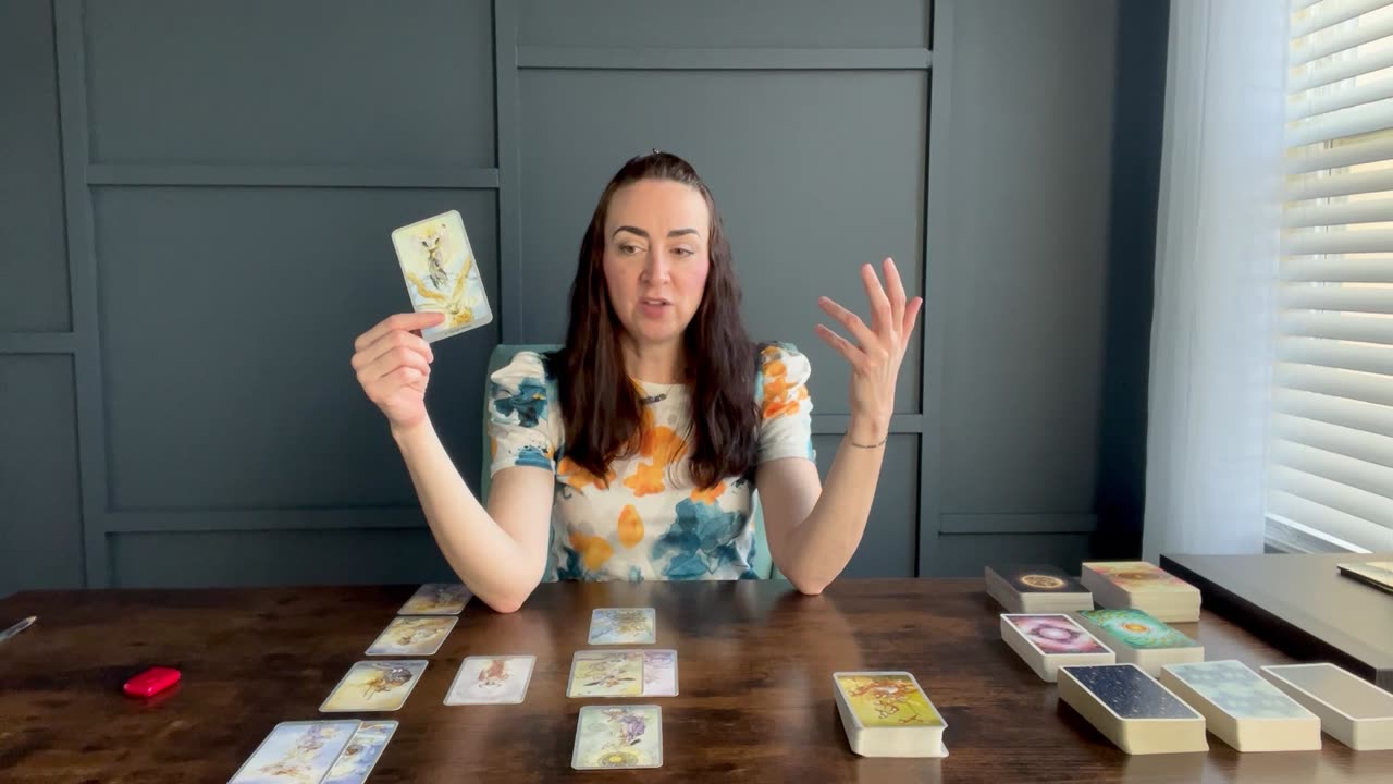 Cancer - do you already know this person?! #tarot #tarotreading #cancer #fullmoon #solstice