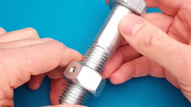 How to unscrew the nut? Unbolt puzzle