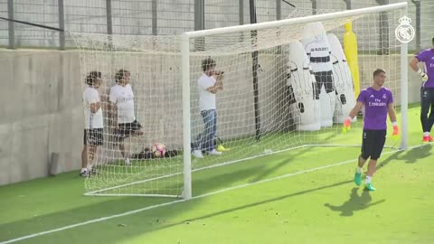 Cristiano and Benzema return to group training