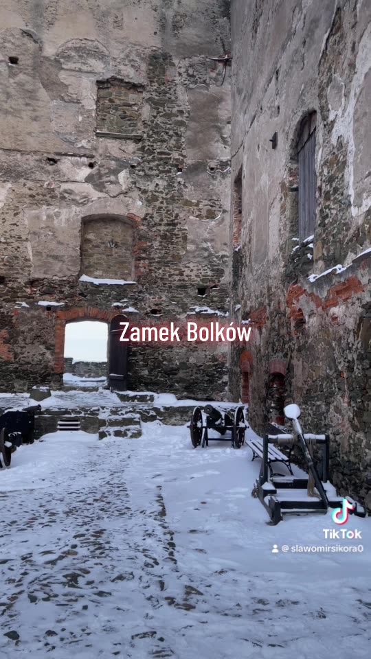 007 No War Zamek w Bolkowie. Sławomir Sikora Trip with VIP