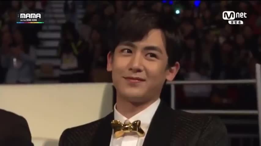 KPOP IDOL AWARD MOMENT