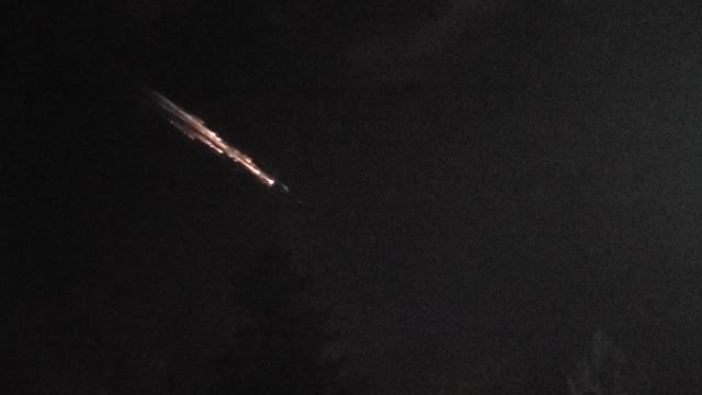 Falcon 9 Re-Entry Provides Free Light Show